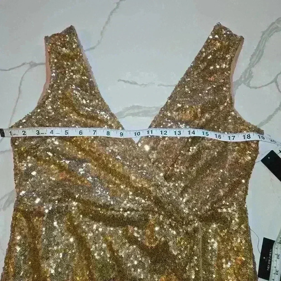 NWT Lulus Rose Gold Sequins Sleeveless Stretch Formal Party Gown Size XL - Picture 11 of 12